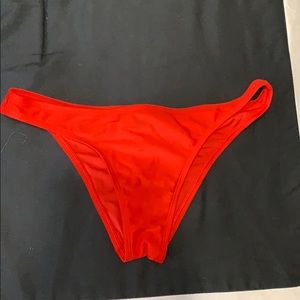 Red scrunch butt bottoms